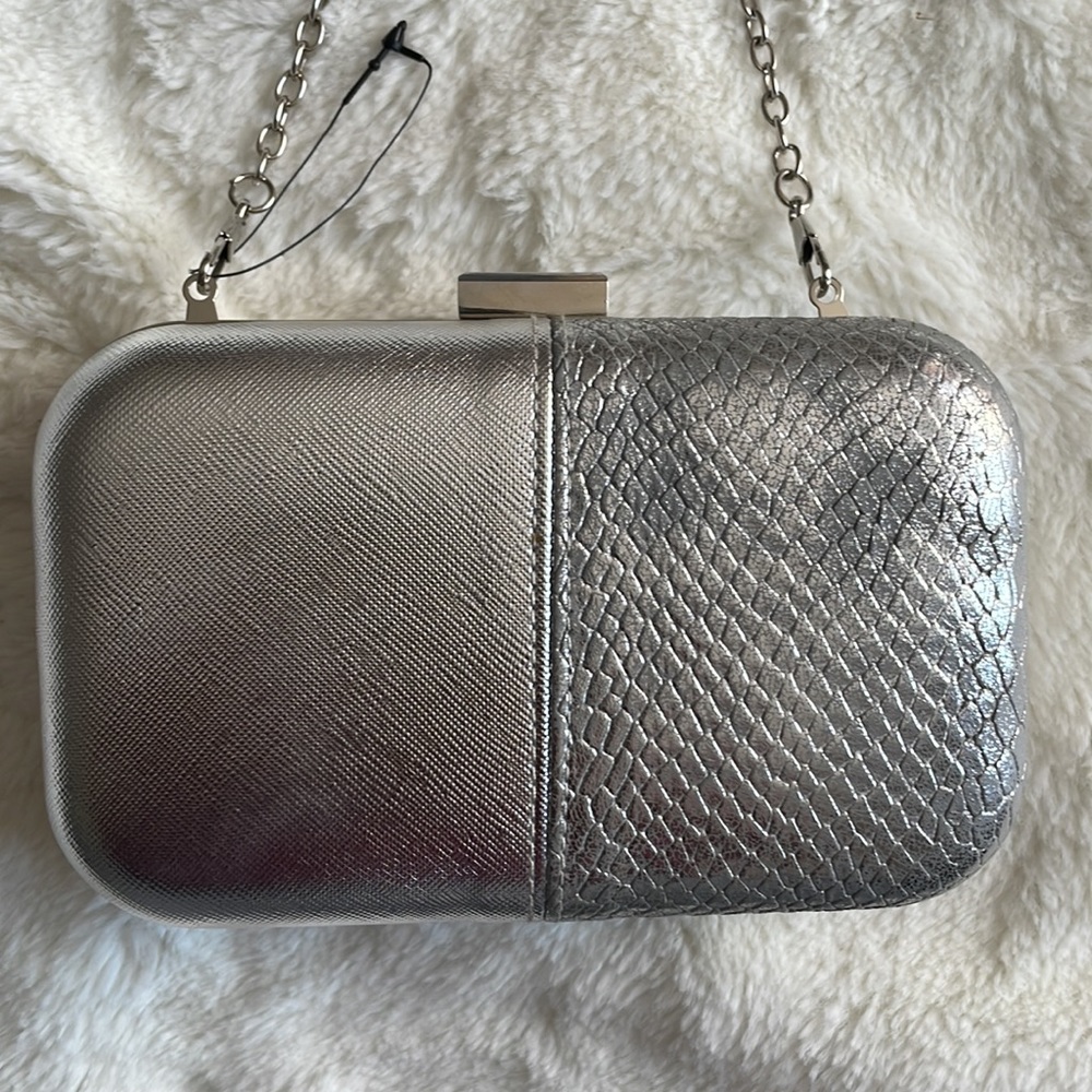 Silver clutch